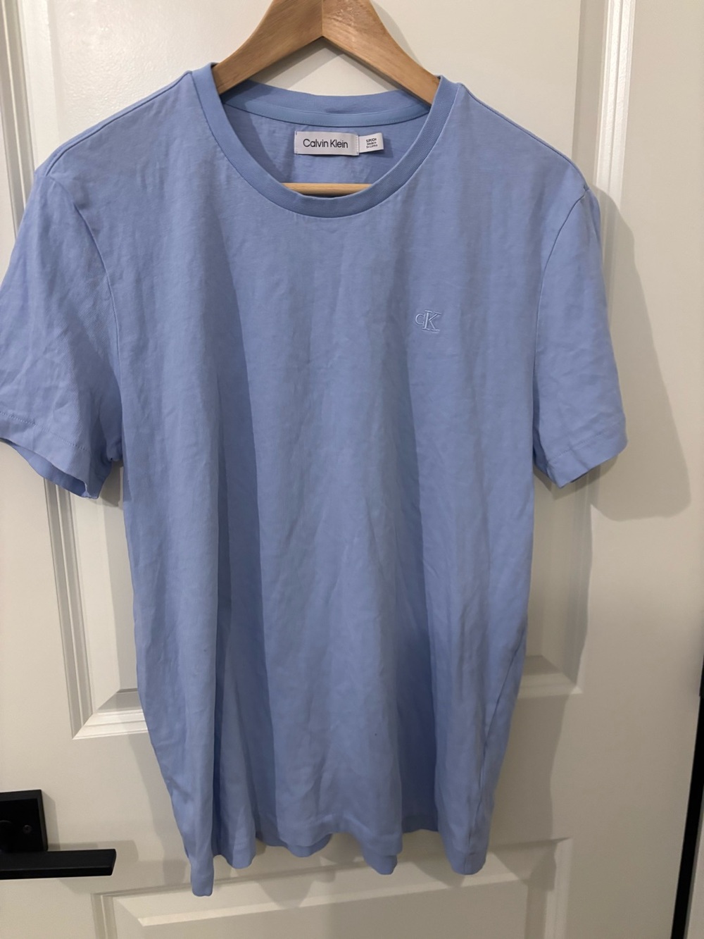 Calvin Klein Men’s Pale Blue Crewneck Tee Size Small